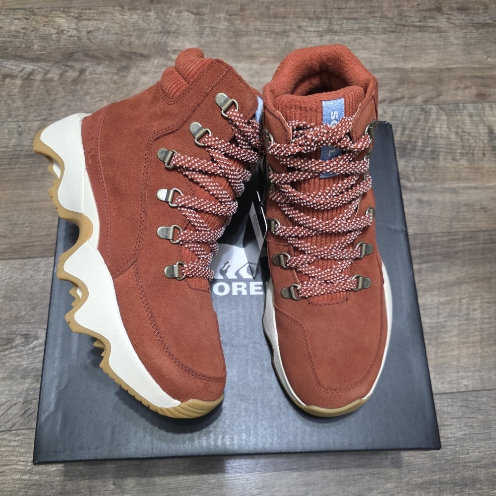Sorel Kinetic Impact Conquest WP boots Womem Size 8